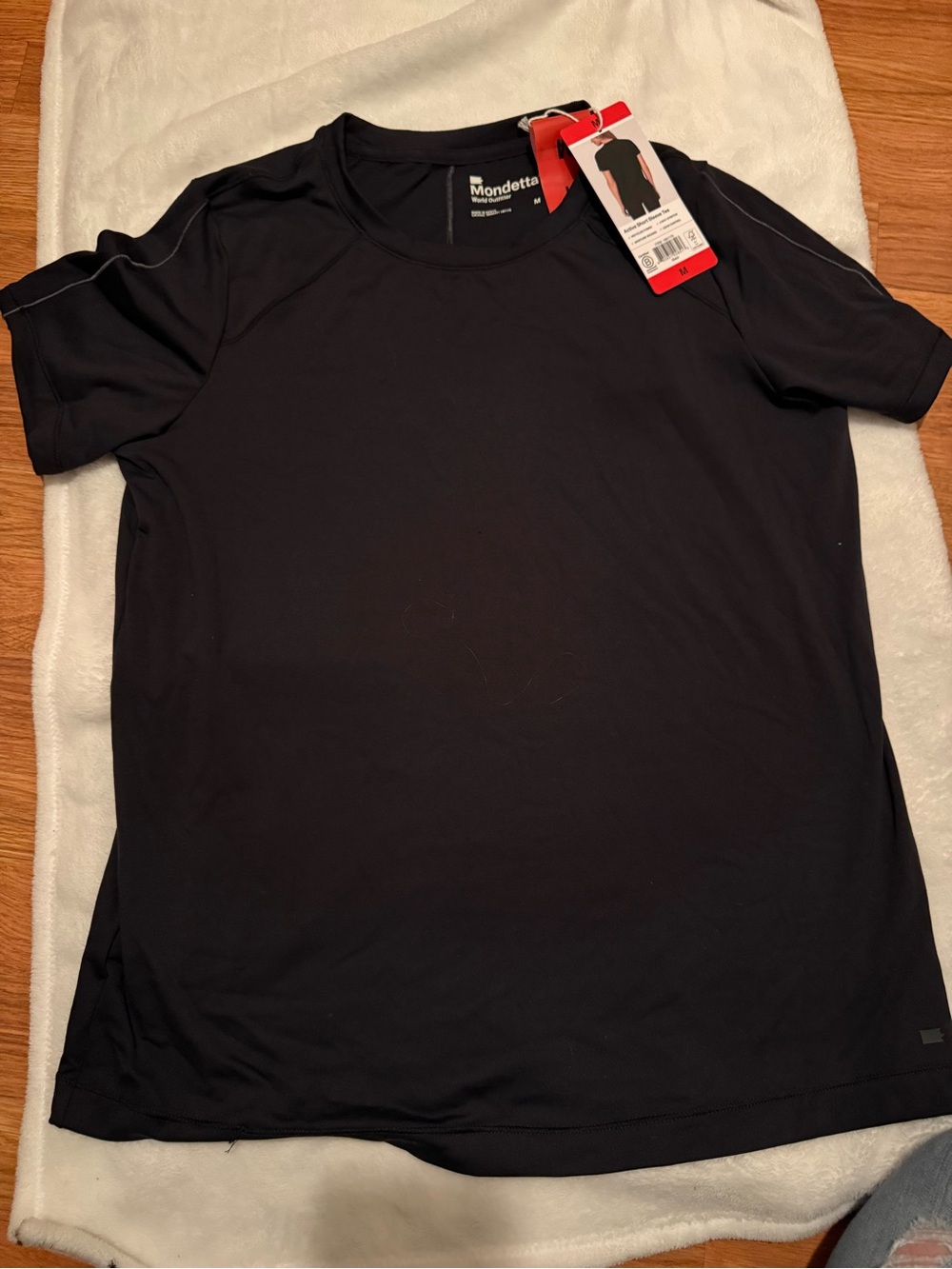 Womenās Mondetta Black Short-Sleeve Performance Crew Tee